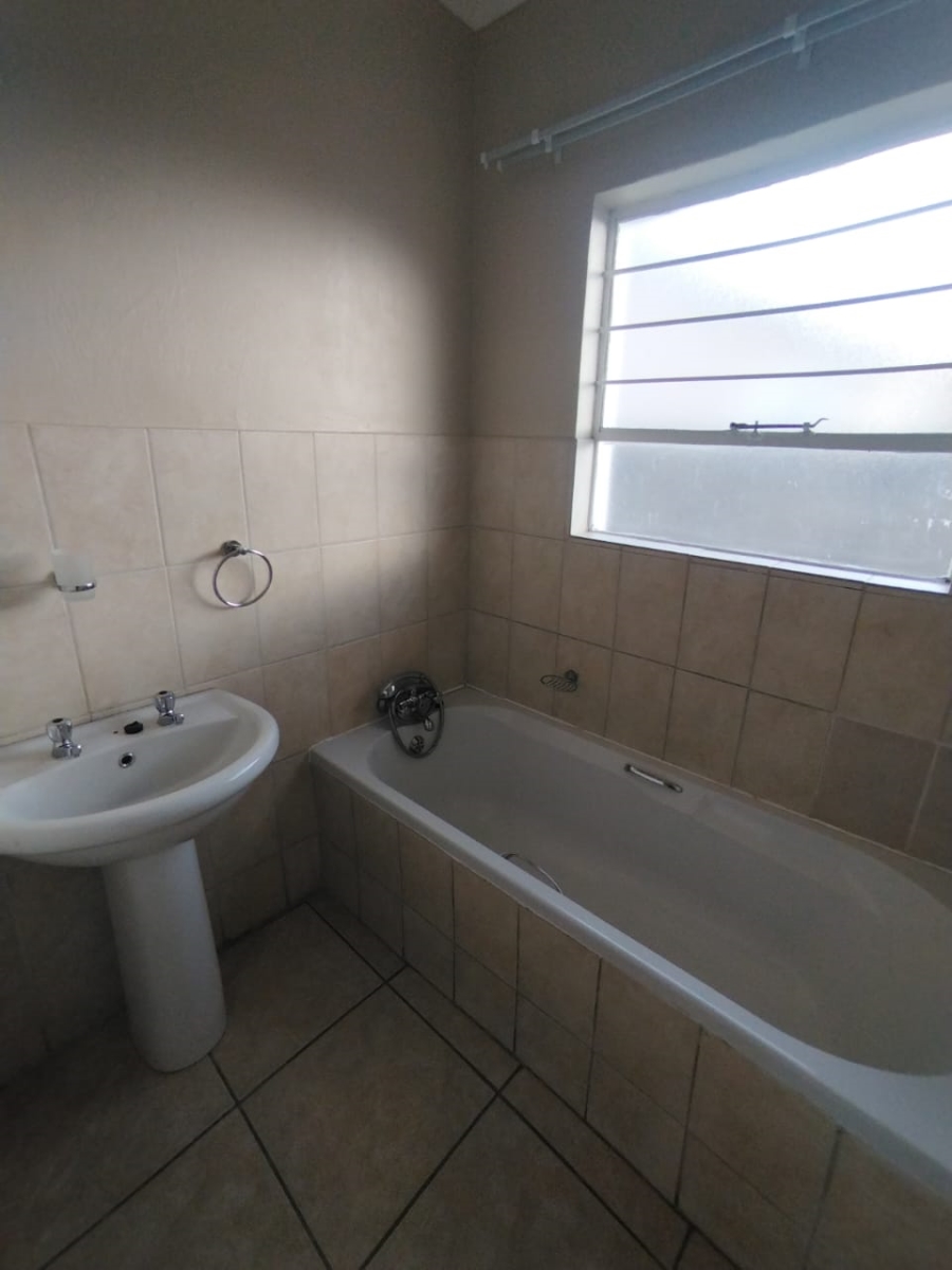 2 Bedroom Property for Sale in Brits North West